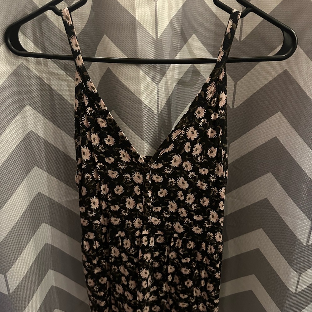 Floral Black and White Spaghetti Strap Tank Top